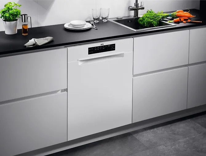 AEG FBB32607ZW 3000-sarjan -astianpesukone, valkoinen - Image 3