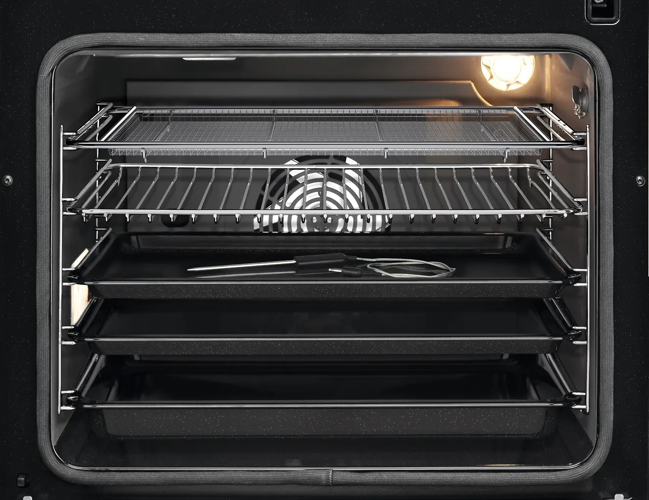 Electrolux LKI66440NK -induktioliesi, musta - Image 5