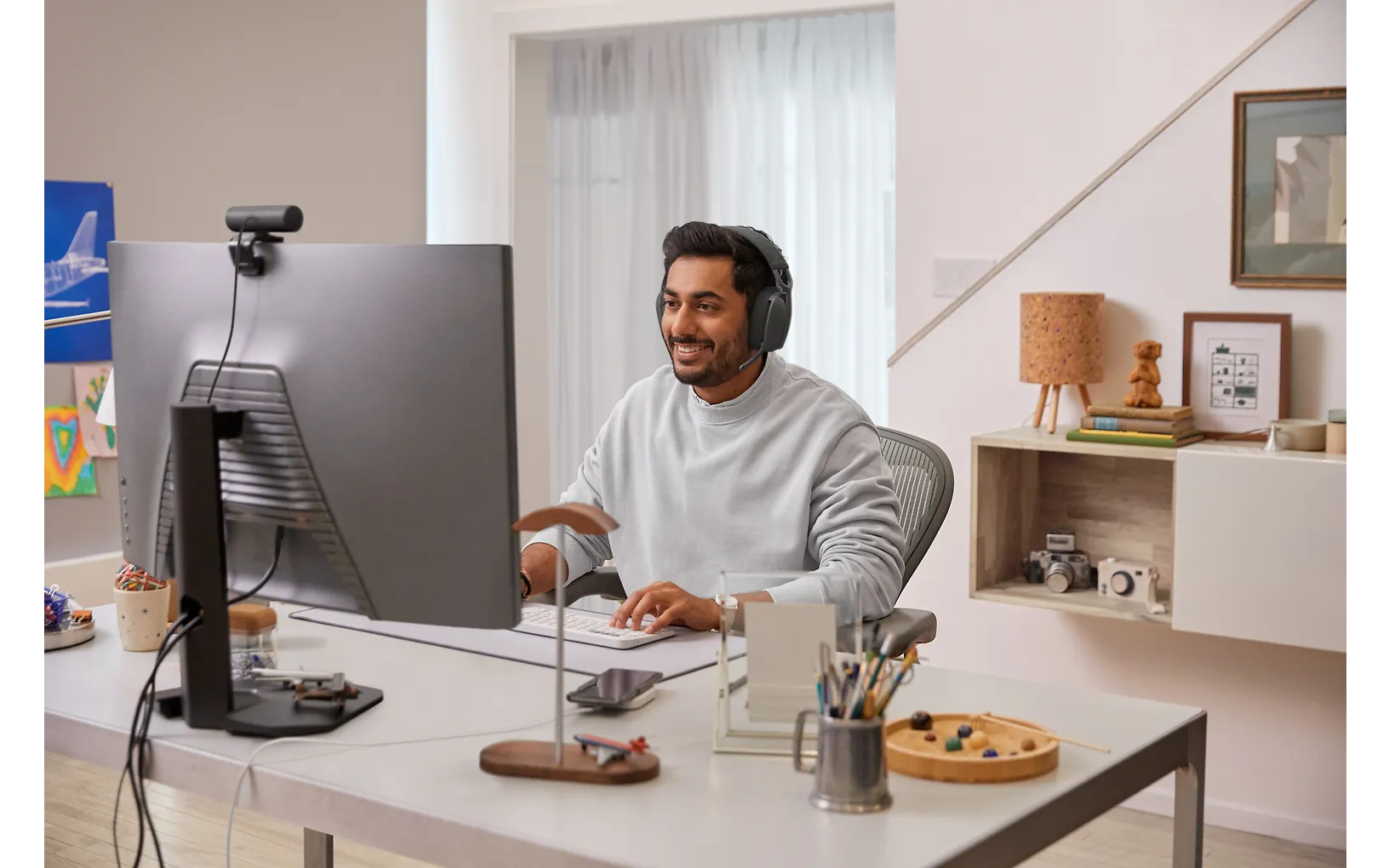 Logitech Zone Vibe Wireless -langattomat kuulokkeet, grafiitti - Image 9