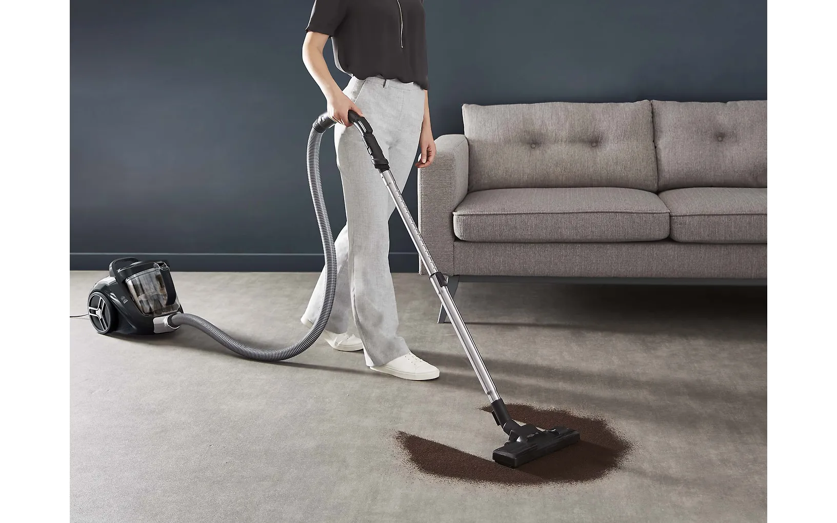 OBH Nordica Compact Power XXL Bagless -pölypussiton pölynimuri, musta Arvosana 4.1/5 perustuen 40 arvosteluun - Image 11