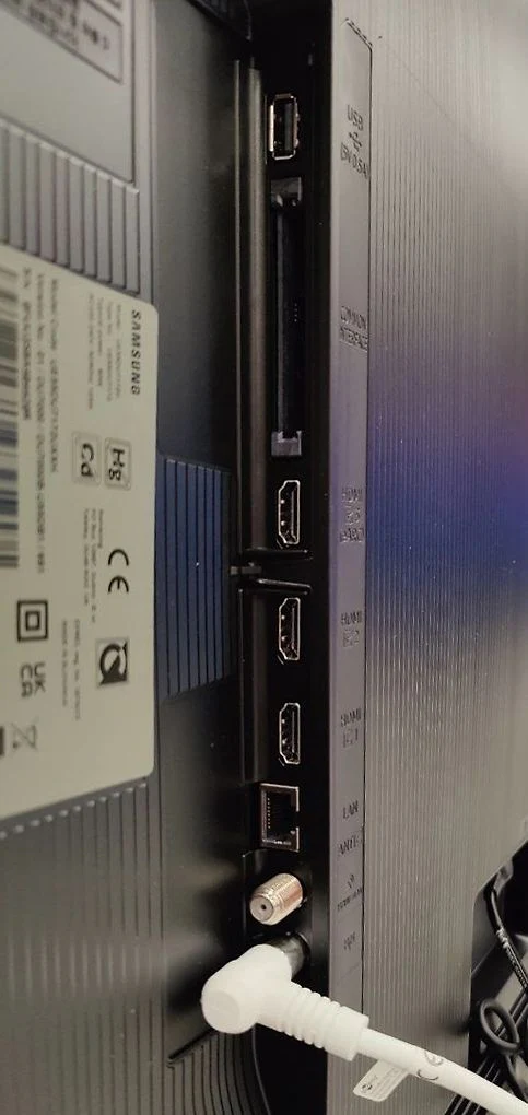 Samsung 75" DU7102 – 4K LED TV - Image 4