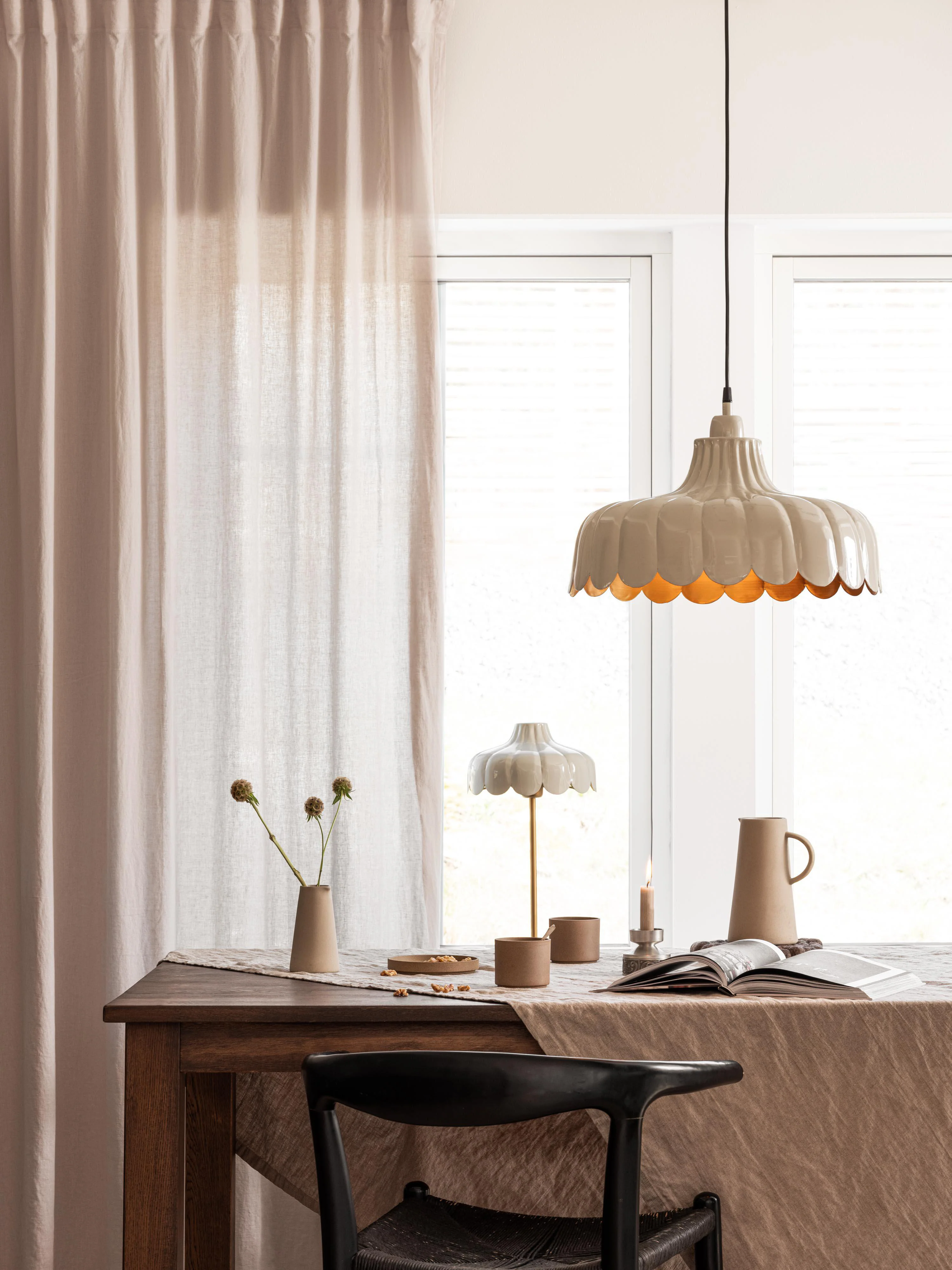 Wells pöytävalaisin beige/kulta - Image 2